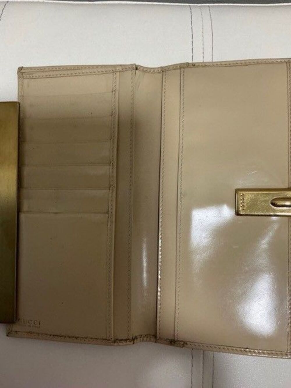 Gucci Patent Leather Tan Long Wallet Double-sided Logo Clasp - Picture 3 of 7